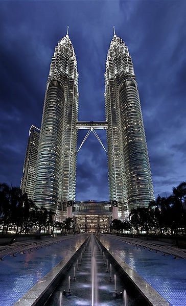Petronas Towers - skybridge